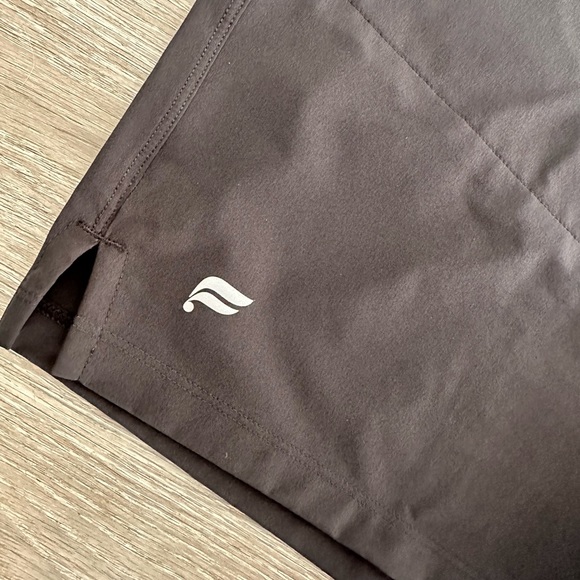 Fabletics The 7" Fundamental Men's Short 2 Unlined - Picture 3 of 3